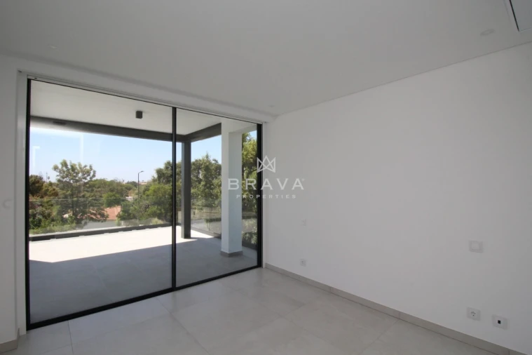Moradia T4 para Venda em Albufeira e Olhos de Água Foto 41