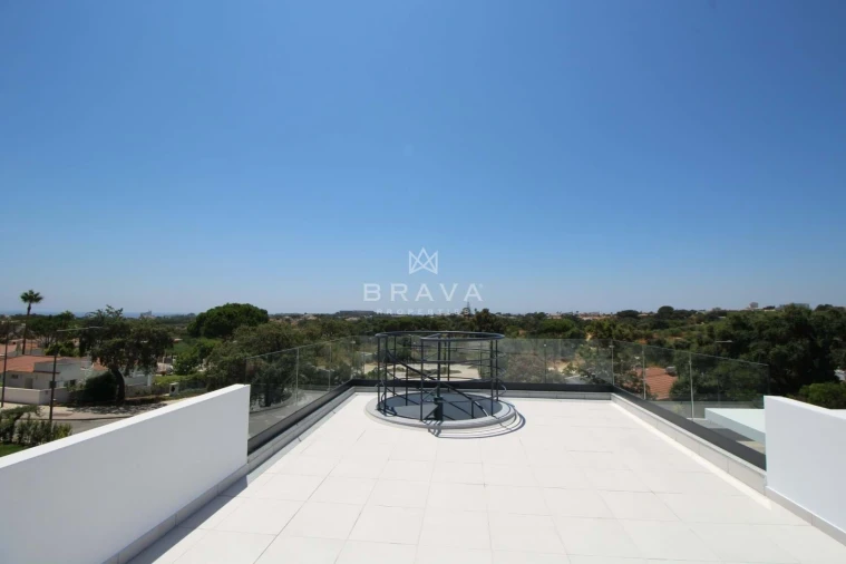 Moradia T4 para Venda em Albufeira e Olhos de Água Foto 57