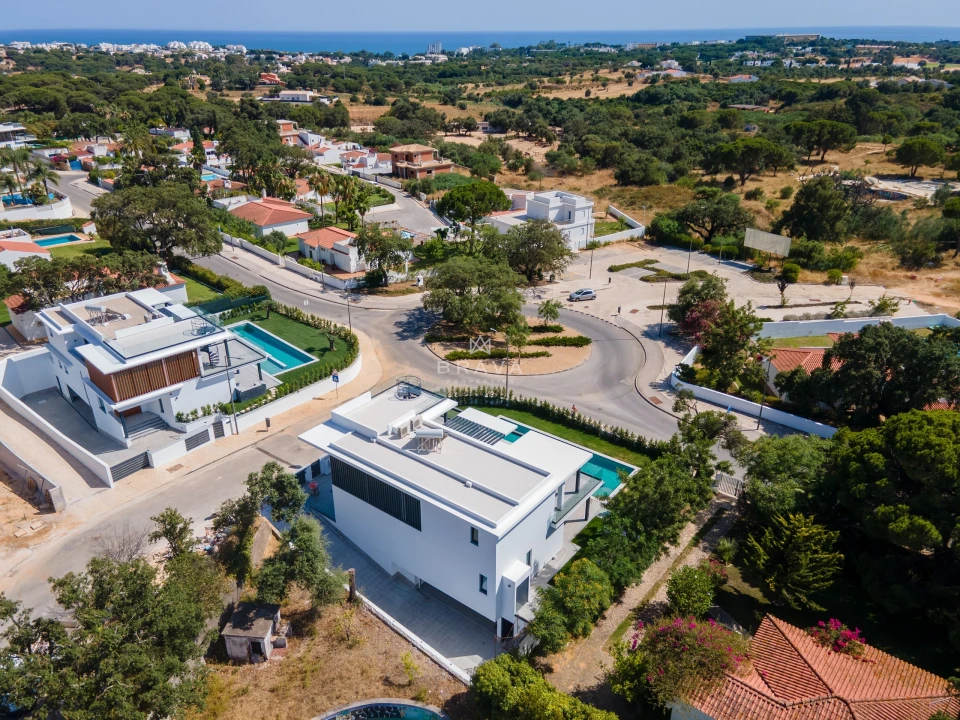 Moradia T4 para Venda em Albufeira e Olhos de Água Foto 54