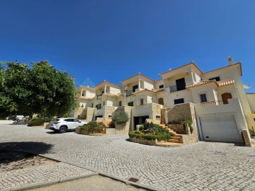 Moradia T3 para Venda em Almancil