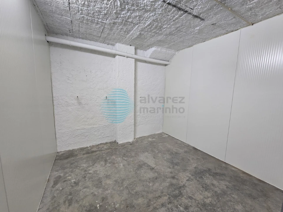 Armazém para Arrendamento em Santa Maria, São Pedro e Matacães Foto 6