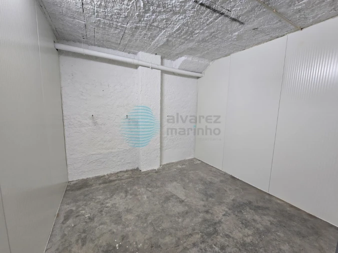 Armazém para Arrendamento em Santa Maria, São Pedro e Matacães Foto 6