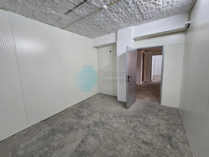 Armazém para Arrendamento em Santa Maria, São Pedro e Matacães Foto 7