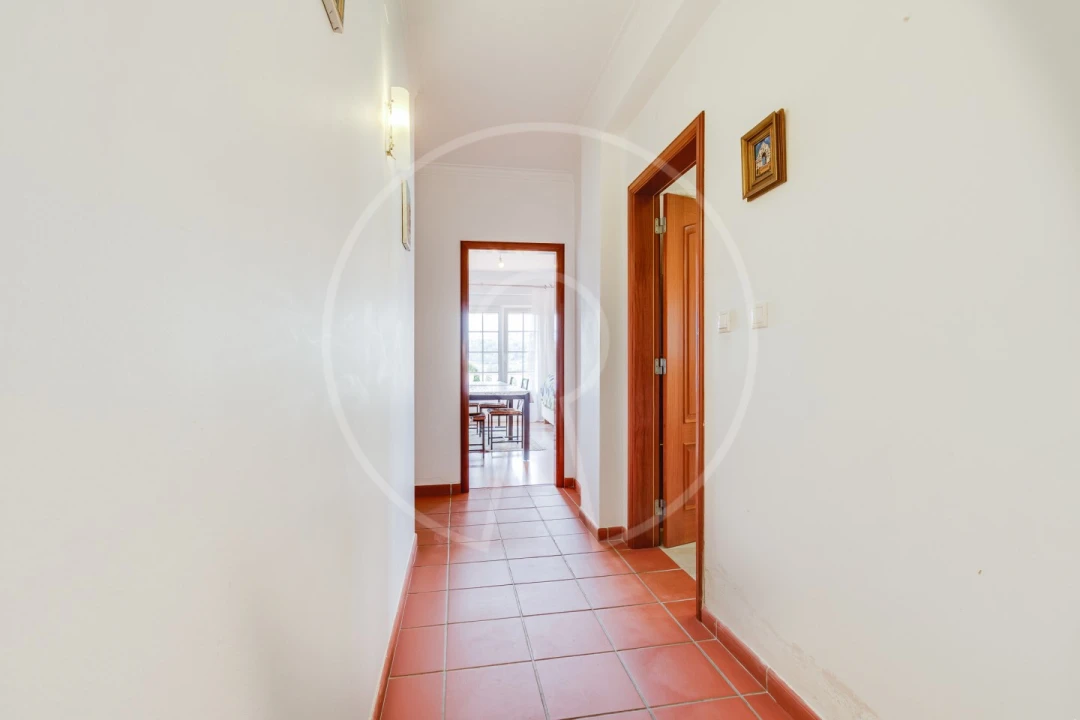 Moradia T4 para Venda em Santo Quintino Foto 13