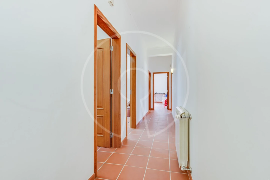 Moradia T4 para Venda em Santo Quintino Foto 35