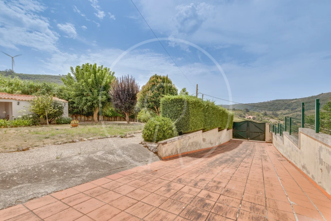 Moradia T4 para Venda em Santo Quintino Foto 45