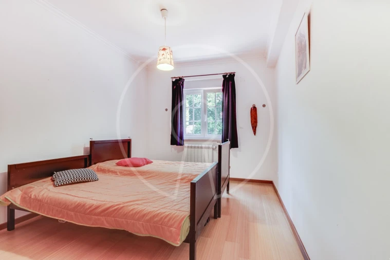 Moradia T4 para Venda em Santo Quintino Foto 26