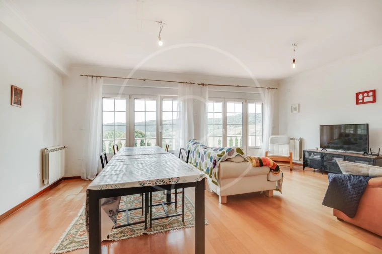 Moradia T4 para Venda em Santo Quintino Foto 5