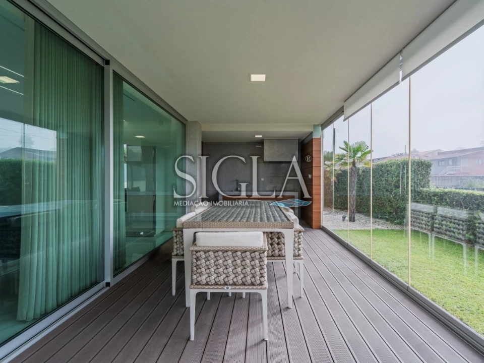 Moradia T3 para Arrendamento em Canidelo Foto 8