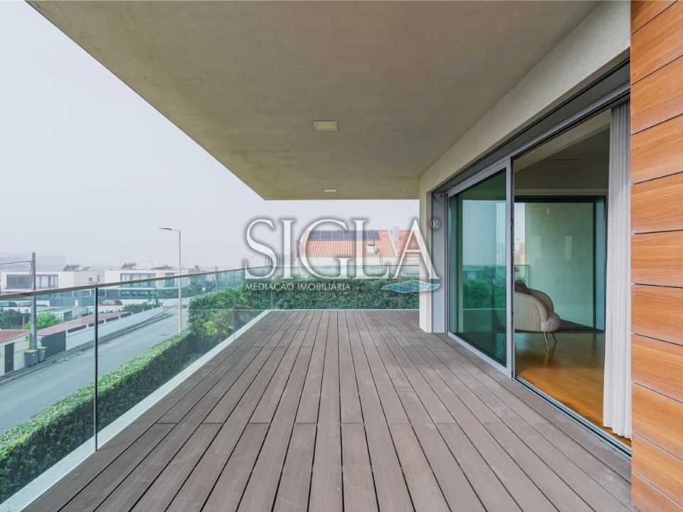 Moradia T3 para Arrendamento em Canidelo Foto 28