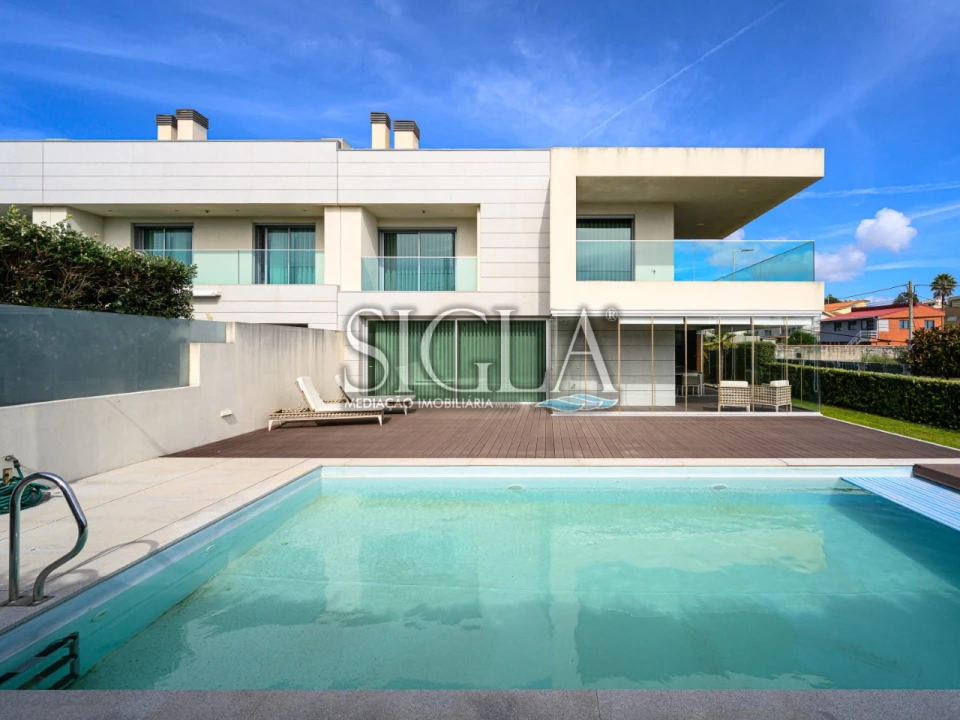 Moradia T3 para Arrendamento em Canidelo Foto 2