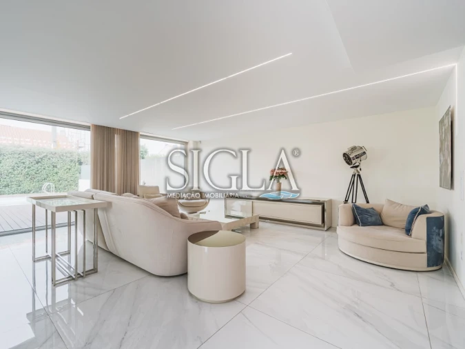 Moradia T3 para Arrendamento em Canidelo Foto 15