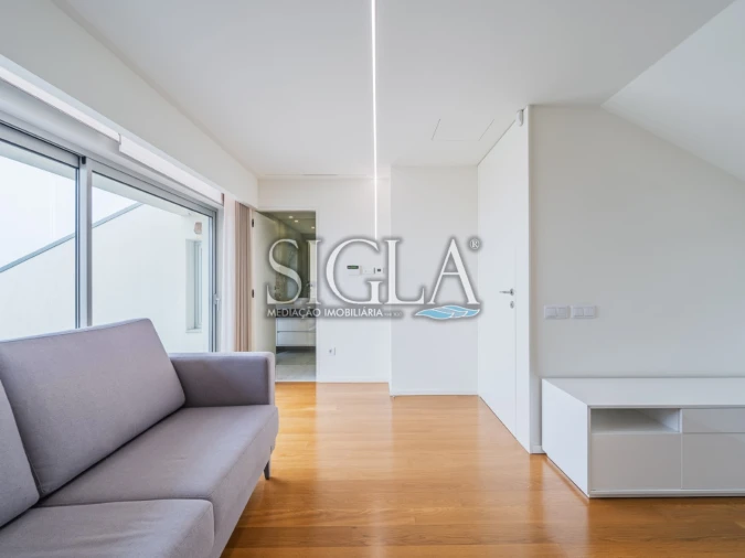 Moradia T3 para Arrendamento em Canidelo Foto 38