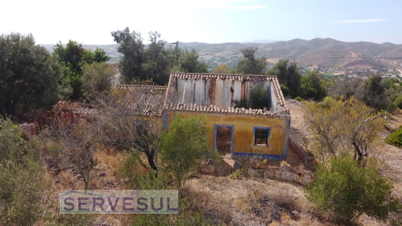 Moradia T4 para Venda em Silves Foto 13