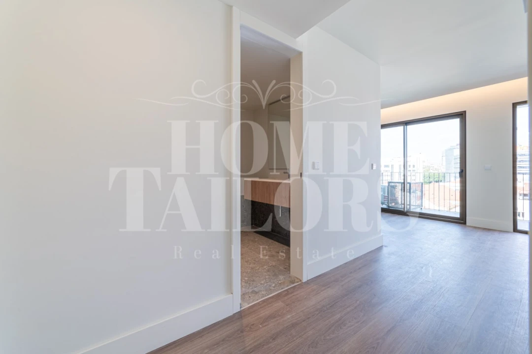 Apartamento T1 para Venda em Avenidas Novas Foto 9