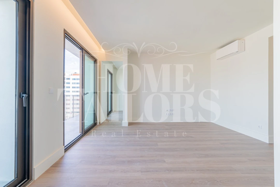 Apartamento T1 para Venda em Avenidas Novas Foto 12