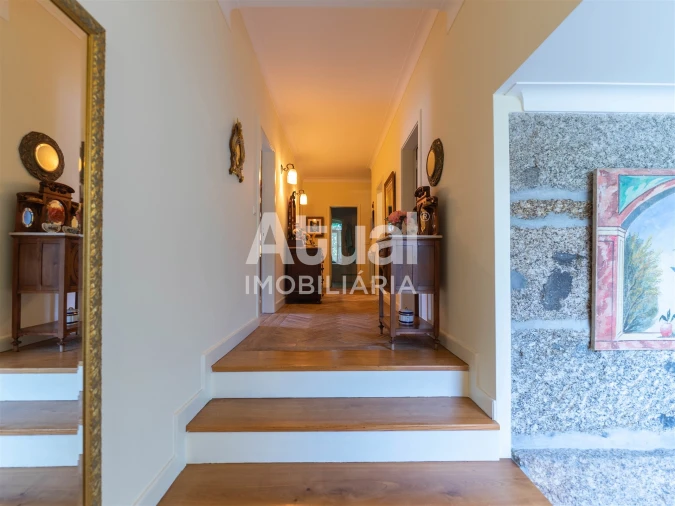 Moradia T4 para Venda em Infias Foto 23