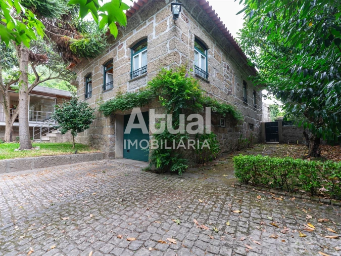 Moradia T4 para Venda em Infias Foto 56