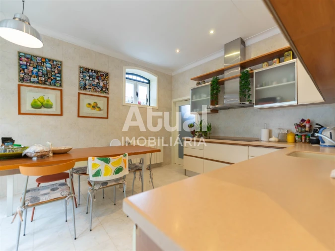 Moradia T4 para Venda em Infias Foto 42