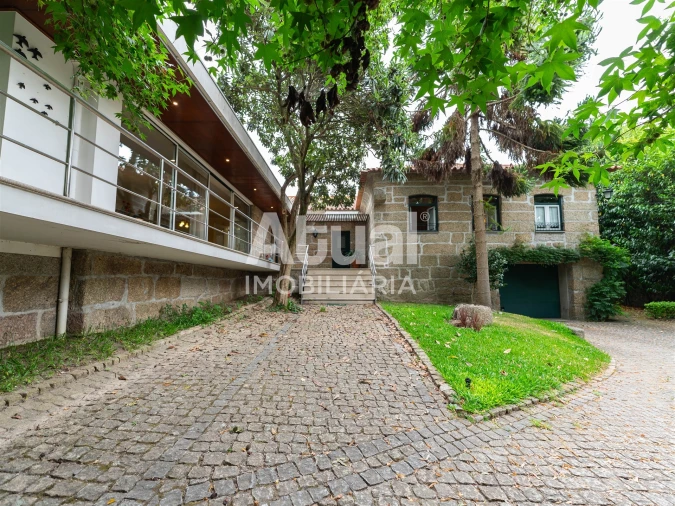 Moradia T4 para Venda em Infias Foto 53