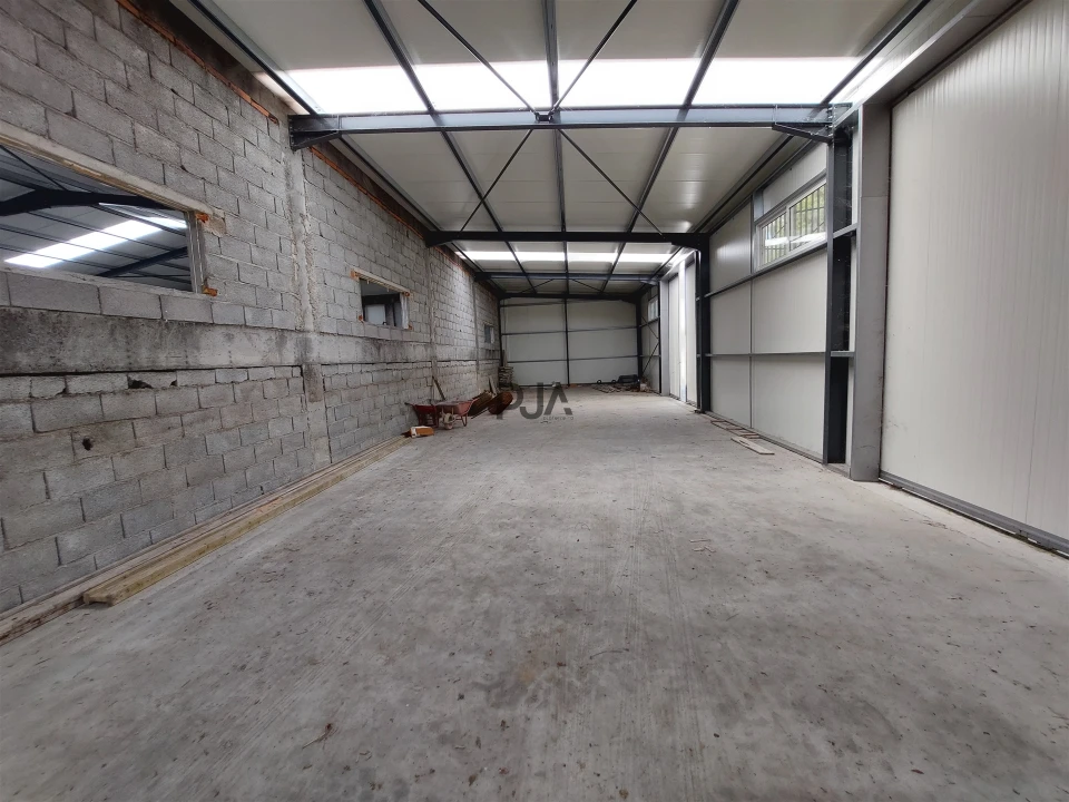 Armazém para Venda em Fornos de Algodres Foto 3