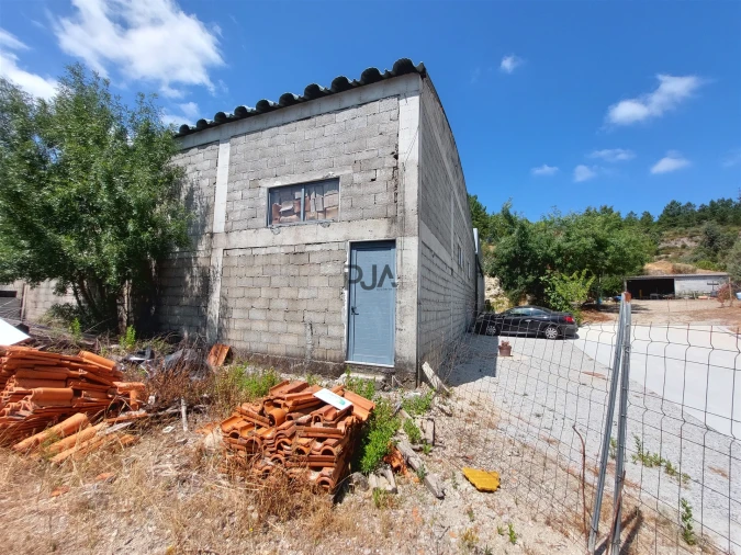 Armazém para Venda em Fornos de Algodres Foto 7
