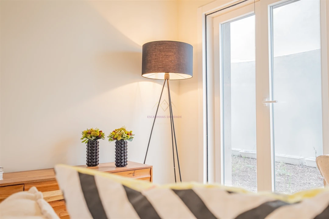 Apartamento T1 para Venda em Alcantara Foto 6