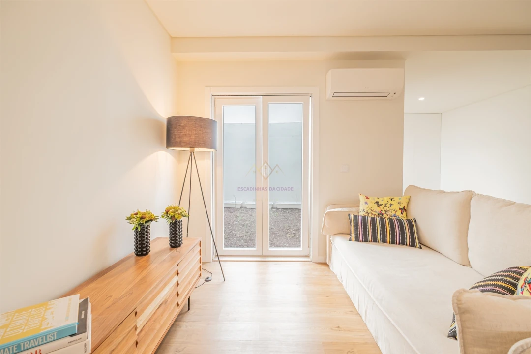 Apartamento T1 para Venda em Alcantara Foto 3