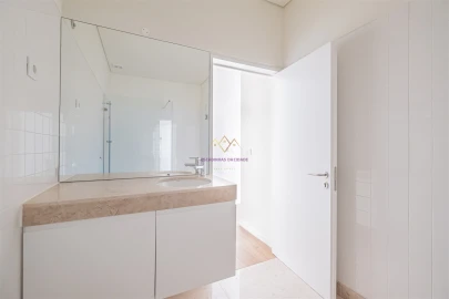 Apartamento T0 para Venda em Alcantara