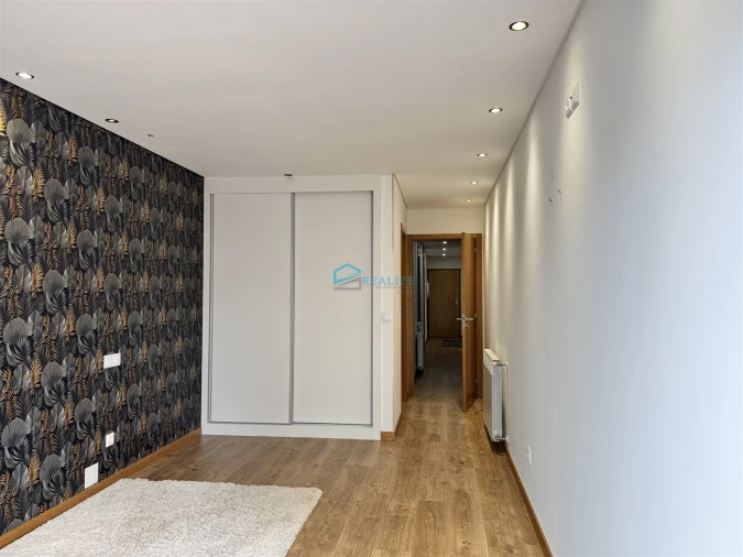 Apartamento T3 para Venda em Mateus Foto 18