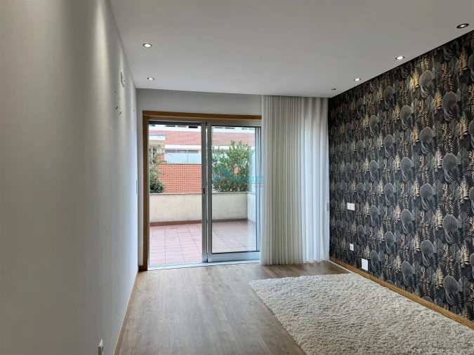 Apartamento T3 para Venda em Mateus Foto 19