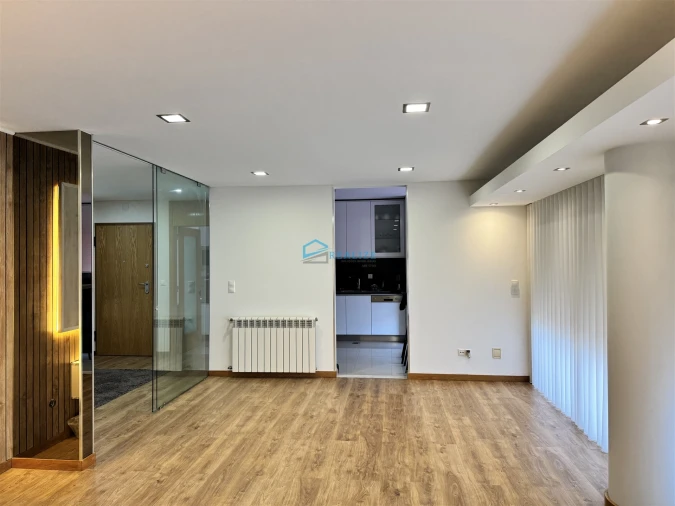 Apartamento T3 para Venda em Mateus Foto 8