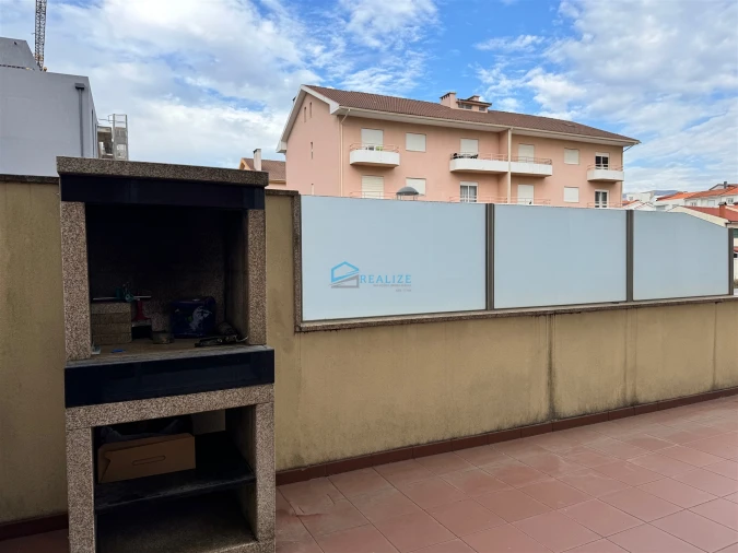 Apartamento T3 para Venda em Mateus Foto 24