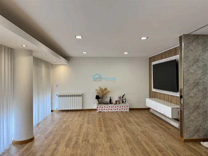 Apartamento T3 para Venda em Mateus Foto 5