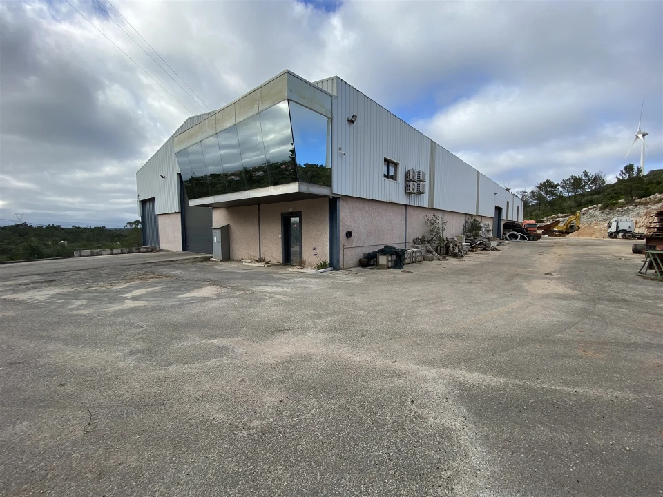 Armazém para Venda em Nossa Senhora das Misericordias Foto 2