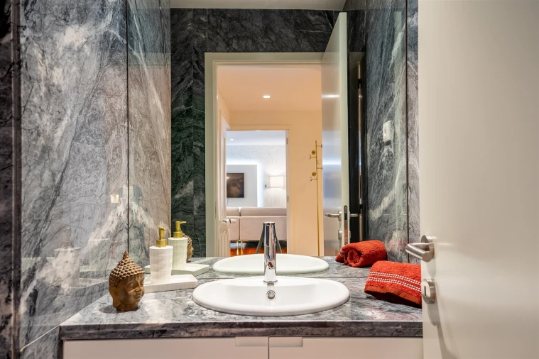 Apartamento T3 para Venda em Vila Nova da Telha Foto 16