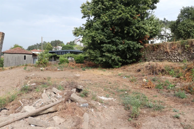 Terreno para Venda em São Tomé de Negrelos Foto 4