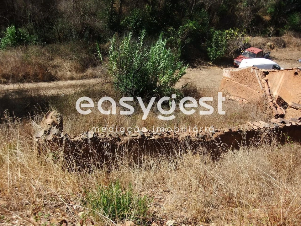 Quinta T2 para Venda em Monchique Foto 9