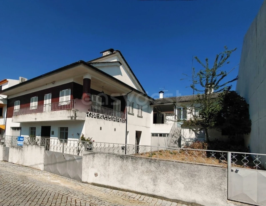 Moradia T5 para Venda em Lagoaça e Fornos Foto 2