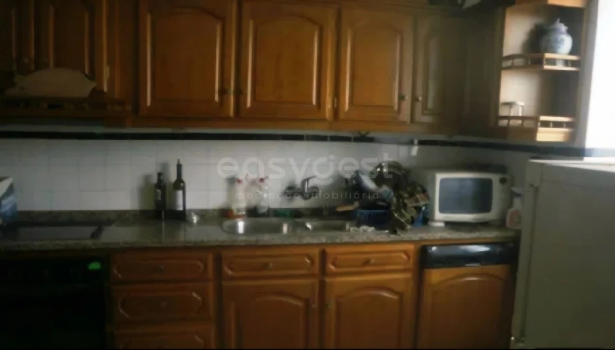 Moradia T5 para Venda em Lagoaça e Fornos Foto 10