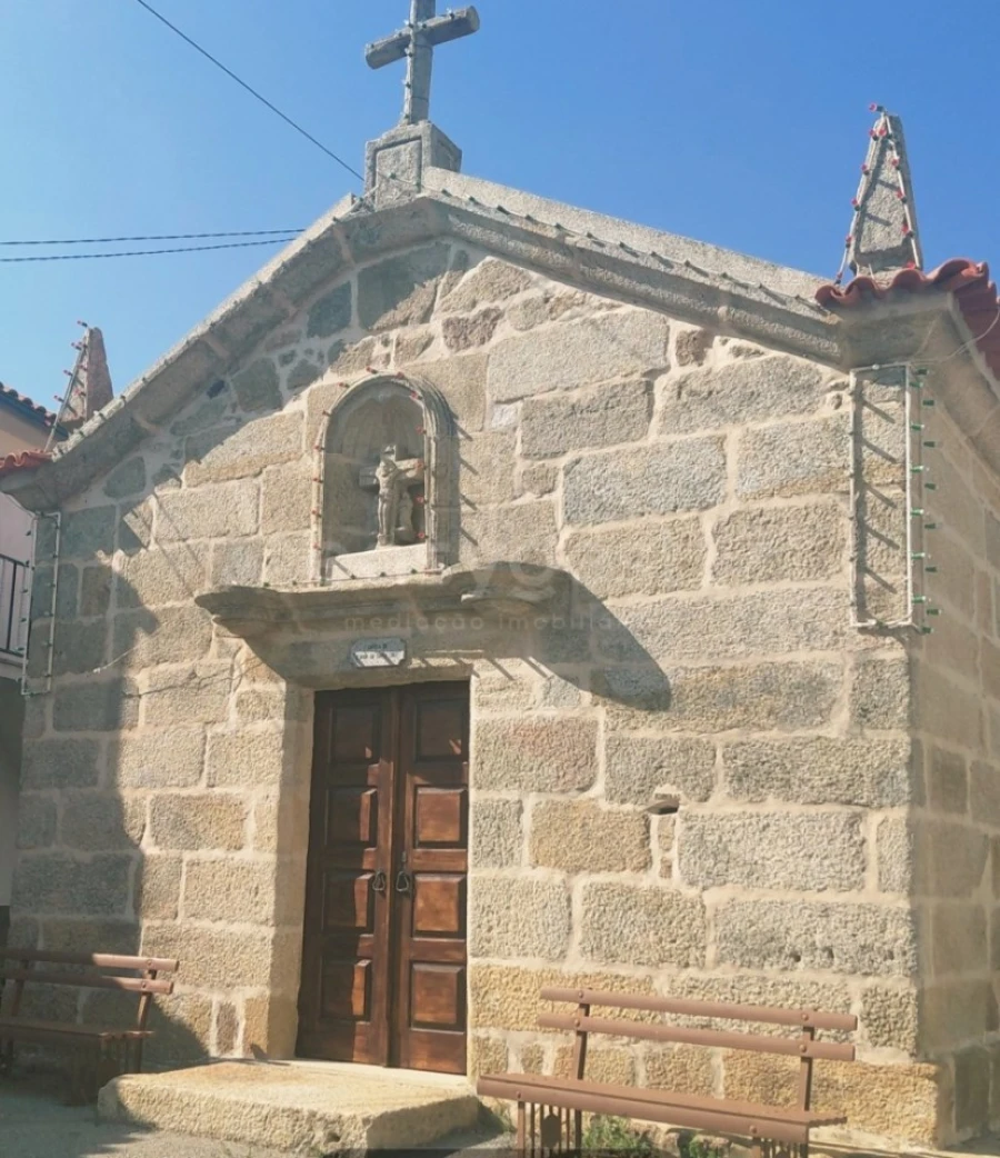 Moradia T5 para Venda em Lagoaça e Fornos Foto 26