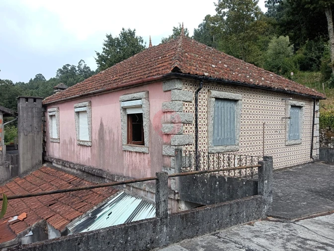 Moradia T5 para Venda em Chaviães e Paços Foto 3