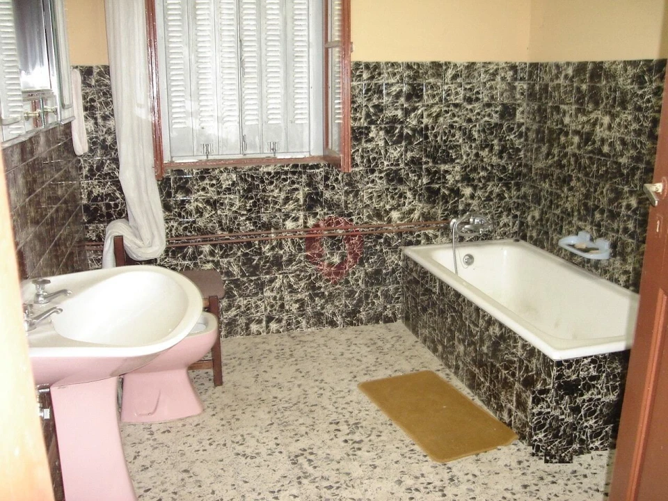 Moradia T5 para Venda em Chaviães e Paços Foto 9