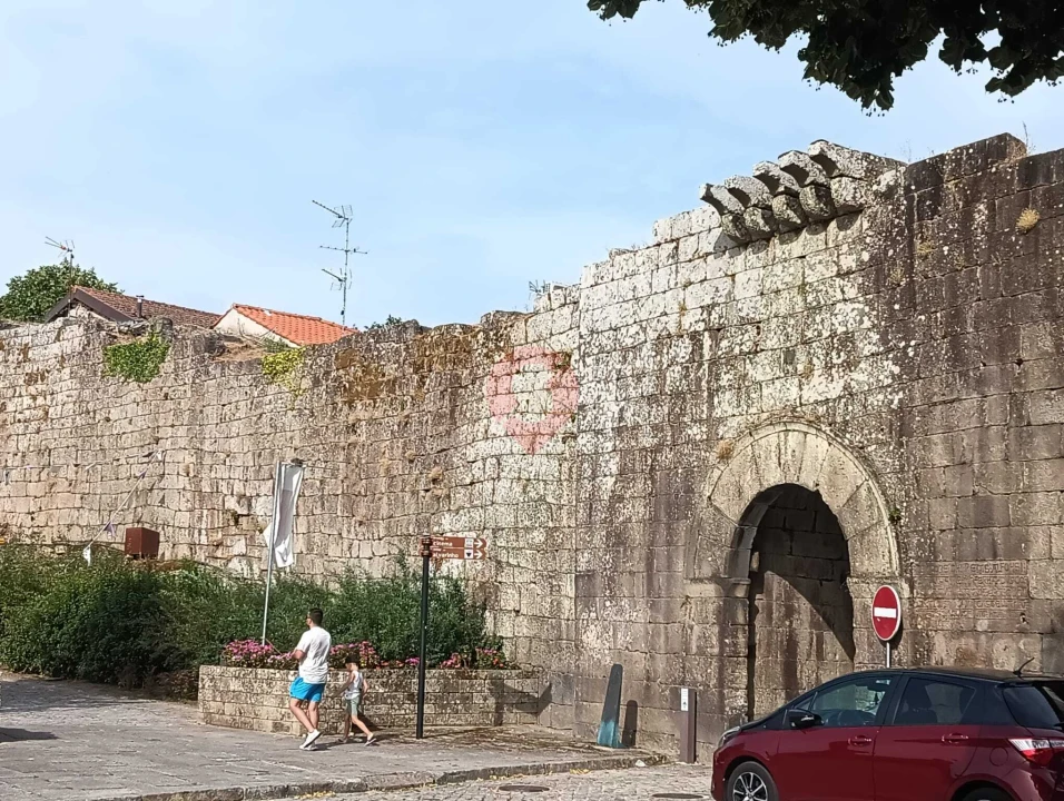 Moradia T2 para Venda em Vila e Roussas Foto 4