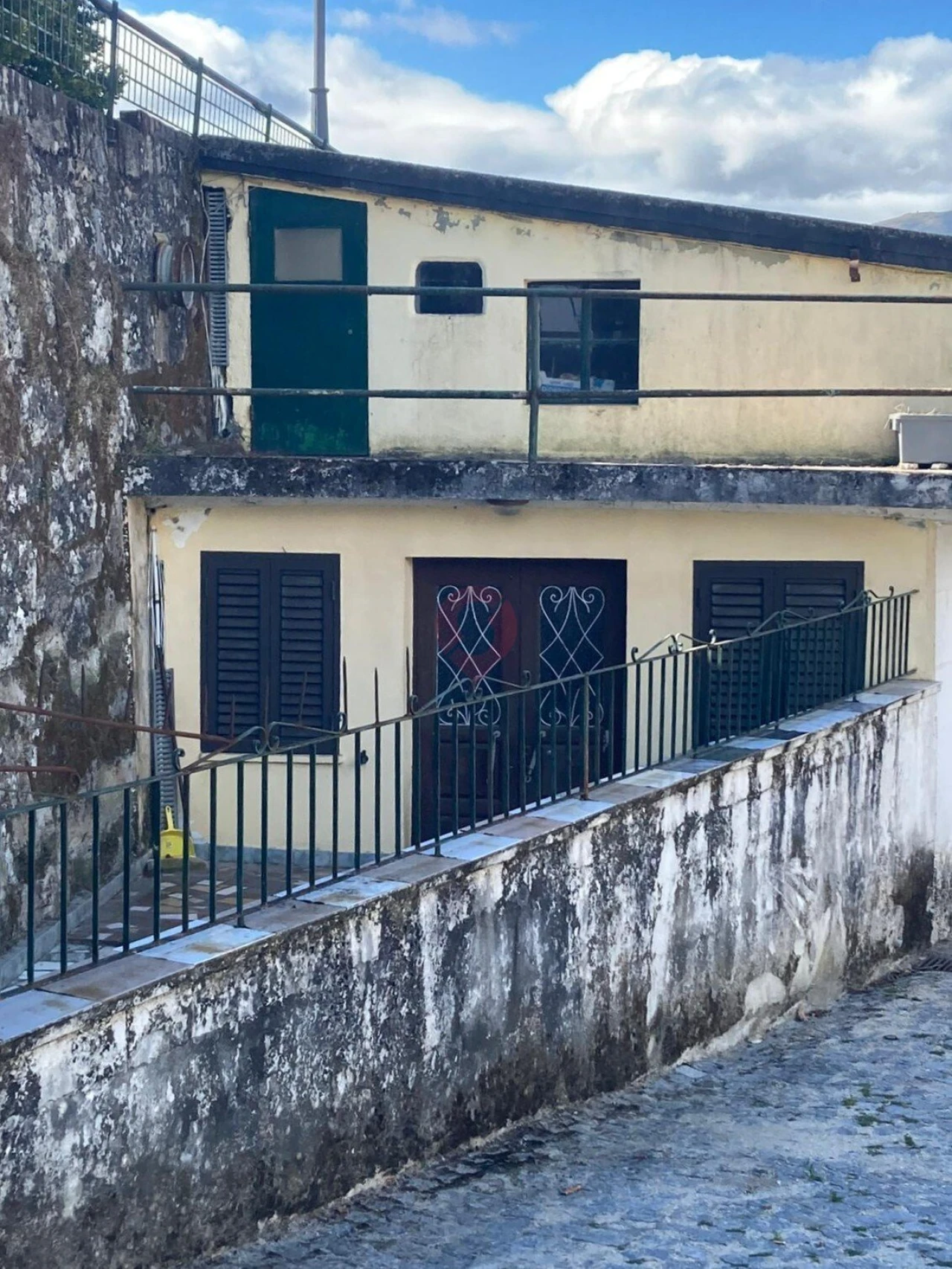 Moradia T2 para Venda em Vila e Roussas Foto 2