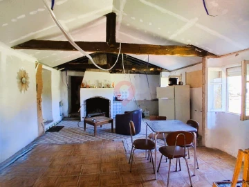 Moradia T2 para Venda em Merufe