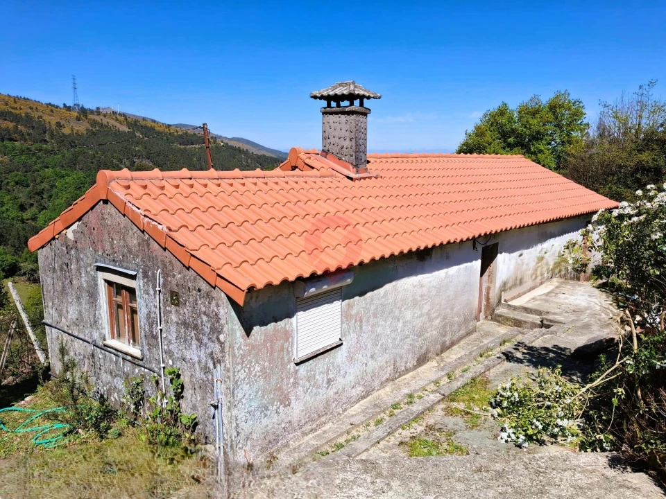 Moradia T2 para Venda em Merufe Foto 1