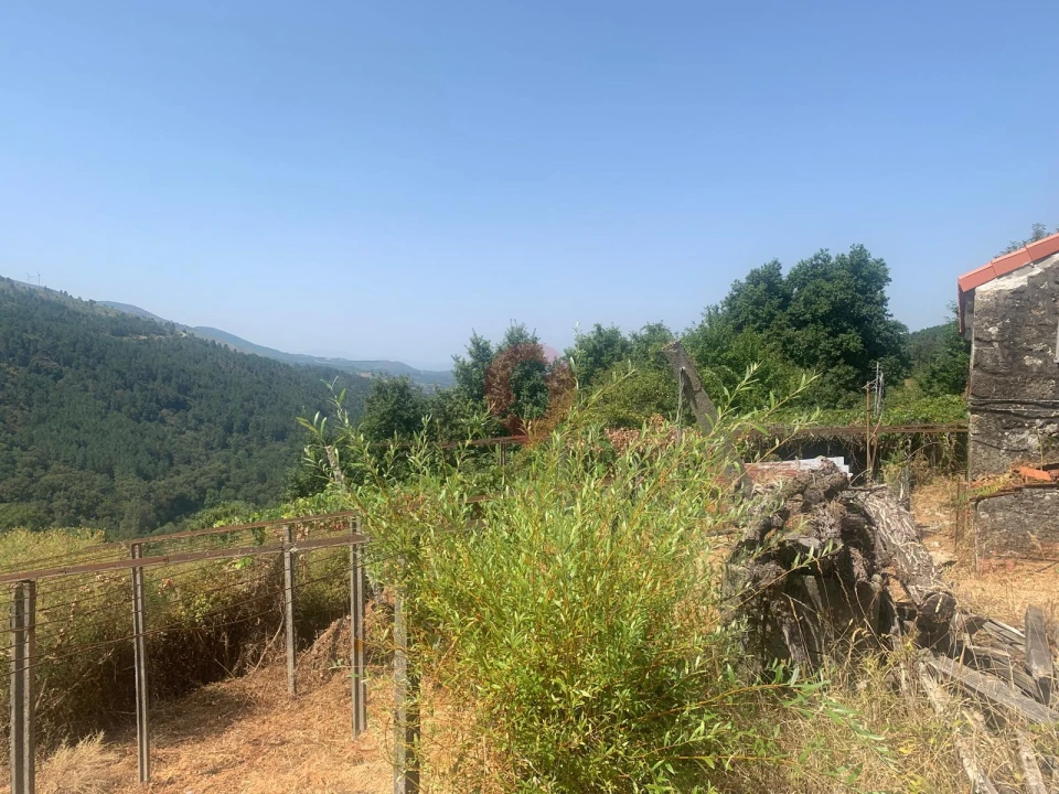 Moradia T2 para Venda em Merufe Foto 8