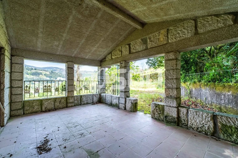 Quinta T5 para Venda em Cinfães Foto 4