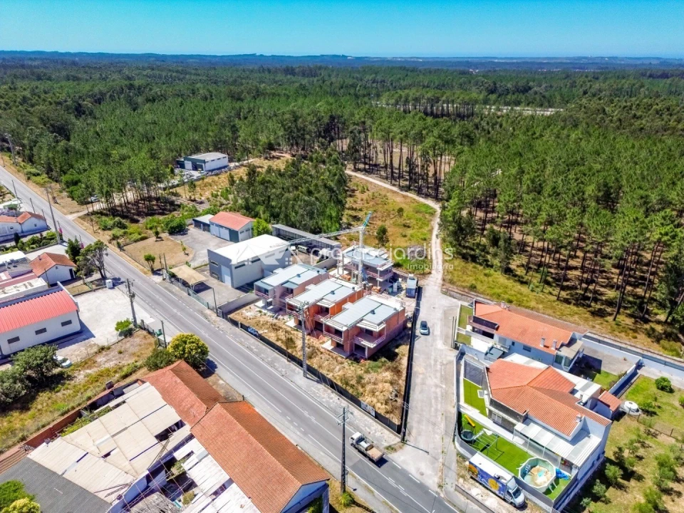 Moradia T4 para Venda em Maceira Foto 6